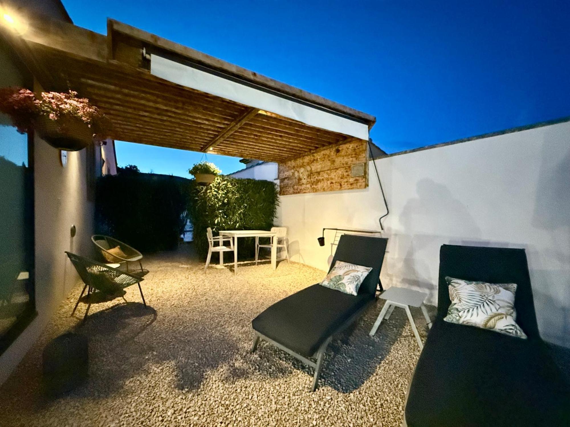 Une Nuit En Luberon Puyvert المظهر الخارجي الصورة